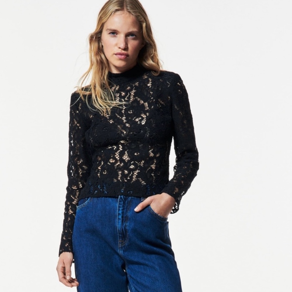 Zara Shoulder Pad Lace Top